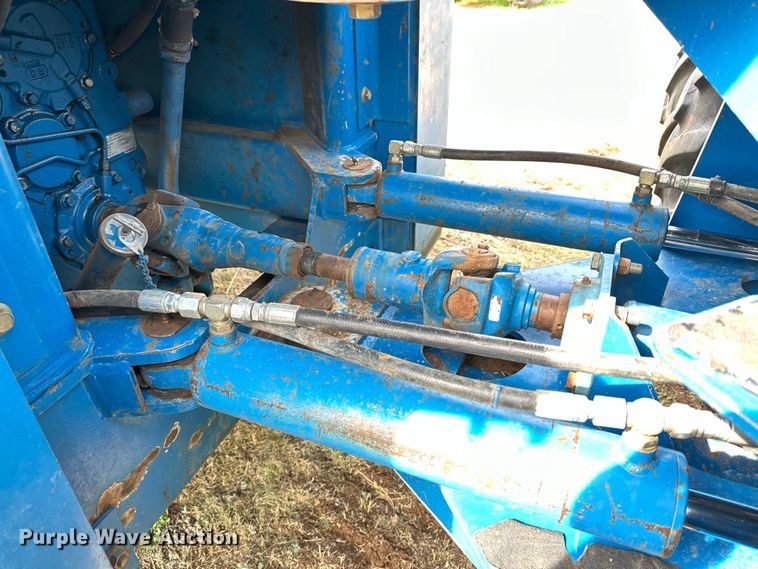 image for item DK6839 1997 New Holland 9682 4WD tractor