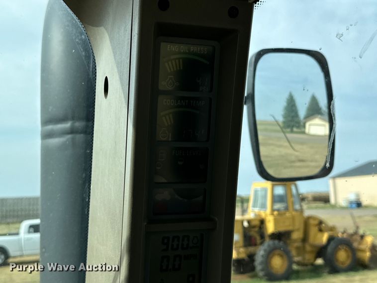 image for item DK6840 2003 Case IH MX285 MFWD tractor