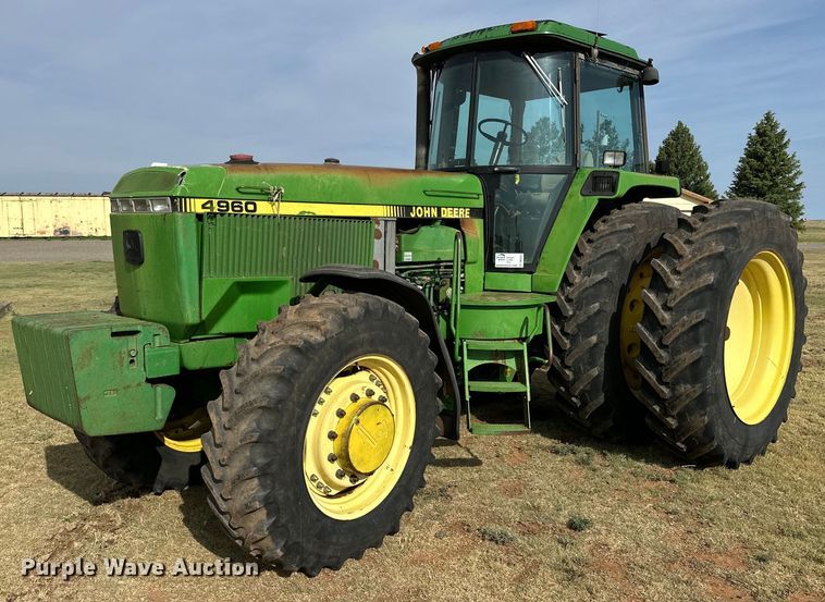 image for item DK6841 1992 John Deere 4960 MFWD tractor