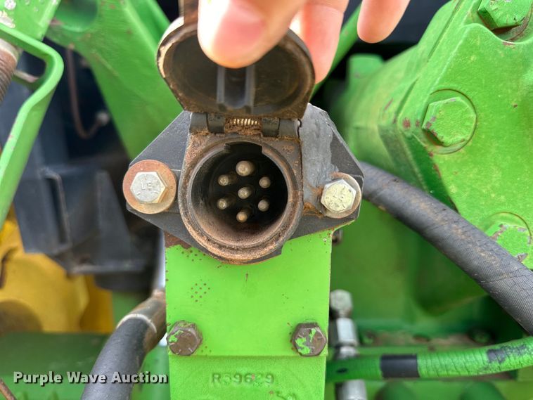 image for item DK6841 1992 John Deere 4960 MFWD tractor