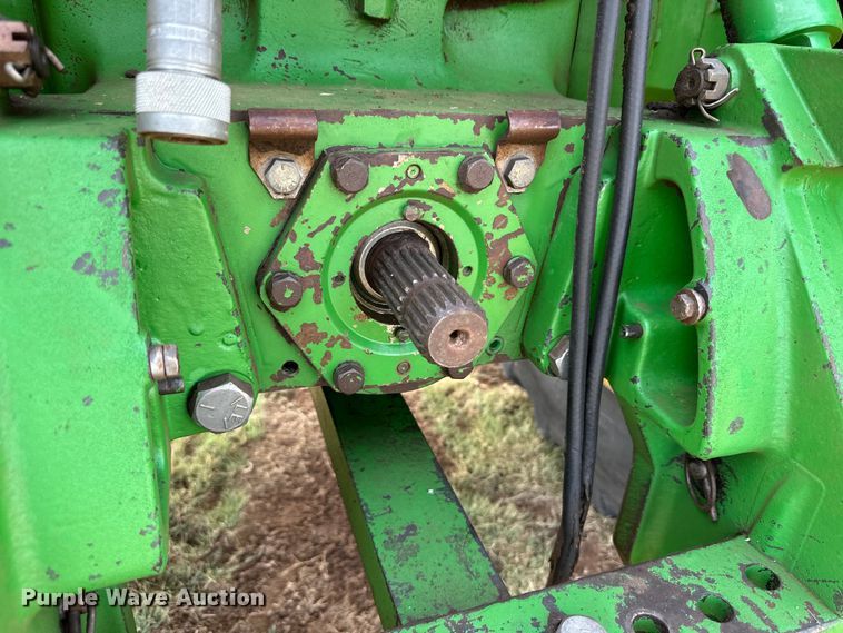 image for item DK6841 1992 John Deere 4960 MFWD tractor