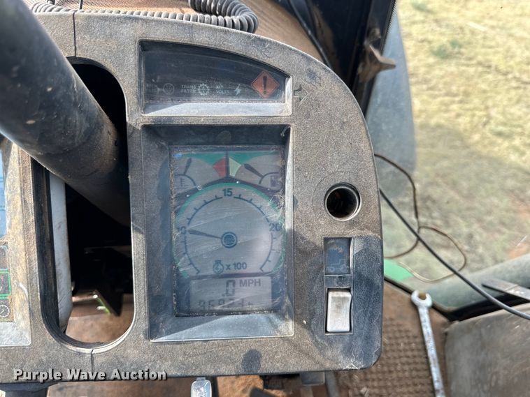 image for item DK6841 1992 John Deere 4960 MFWD tractor