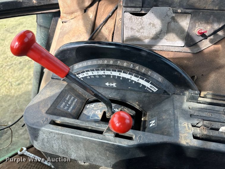 image for item DK6841 1992 John Deere 4960 MFWD tractor