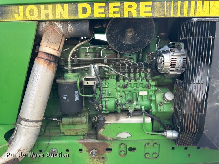 image for item DK6841 1992 John Deere 4960 MFWD tractor