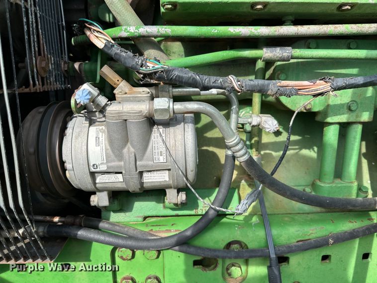 image for item DK6841 1992 John Deere 4960 MFWD tractor