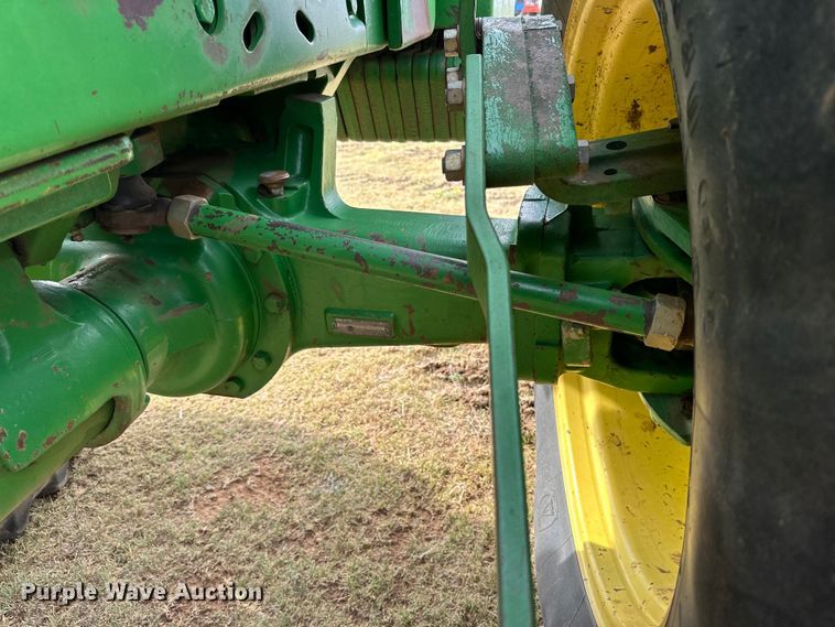 image for item DK6841 1992 John Deere 4960 MFWD tractor