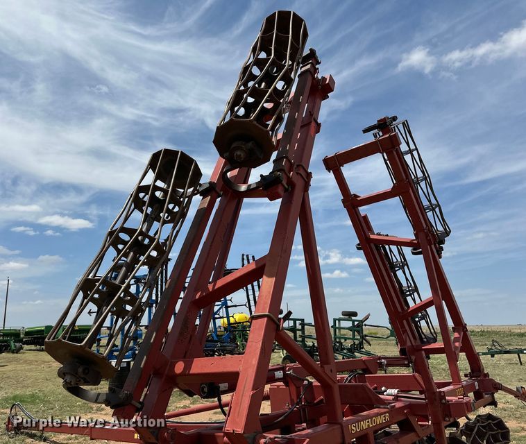 image for item DK6849 Sunflower 7232-35 rolling harrow