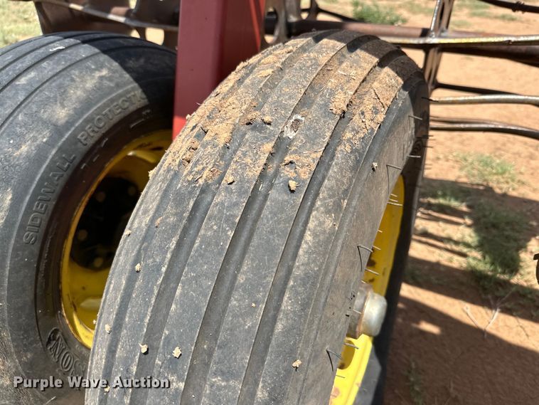 image for item DK6849 Sunflower 7232-35 rolling harrow