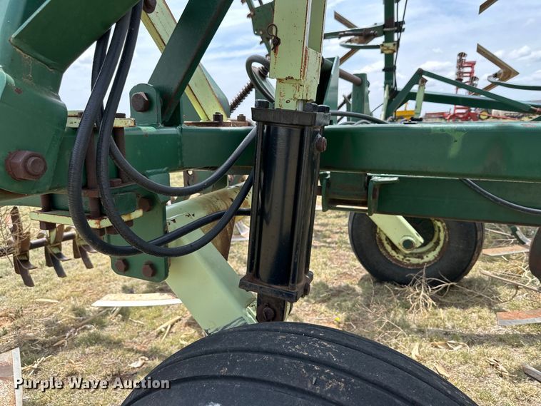 image for item DK6852 Quinstar sweep plow