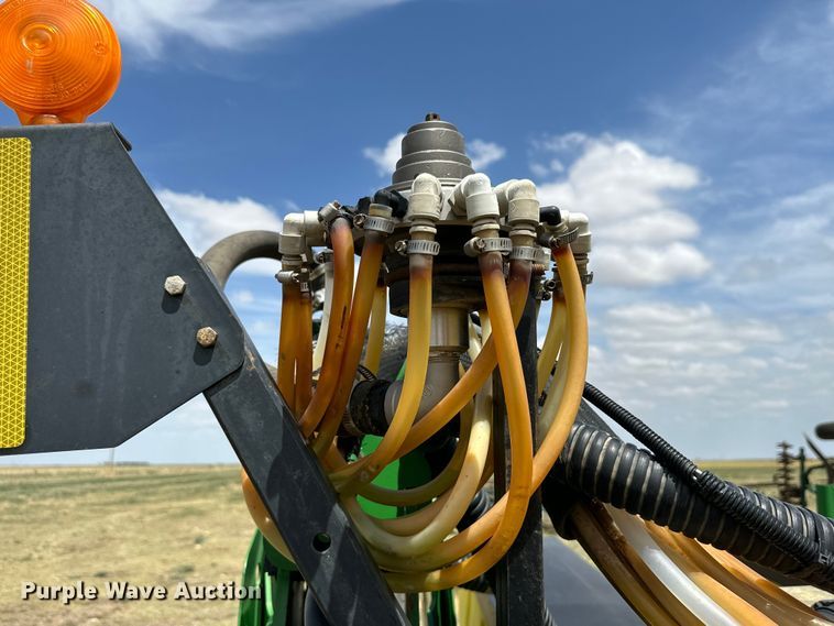 image for item DK6853 John Deere 1770NT planter