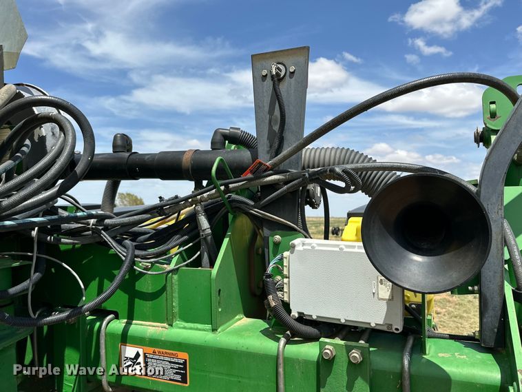 image for item DK6853 John Deere 1770NT planter