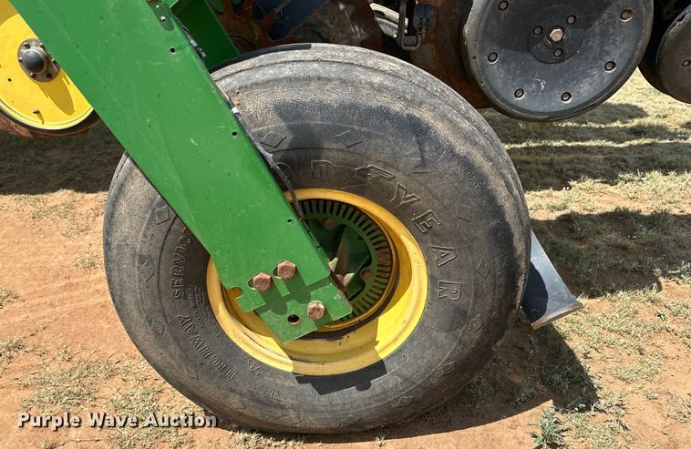 image for item DK6853 John Deere 1770NT planter