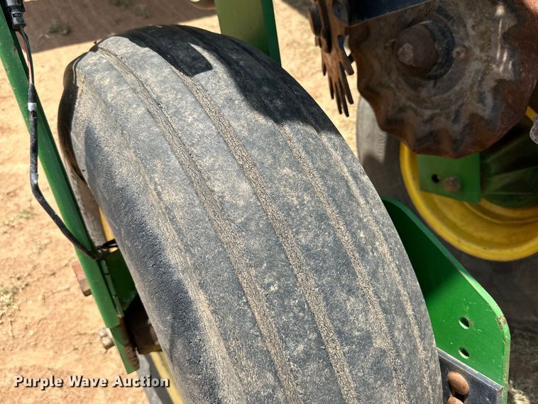 image for item DK6853 John Deere 1770NT planter