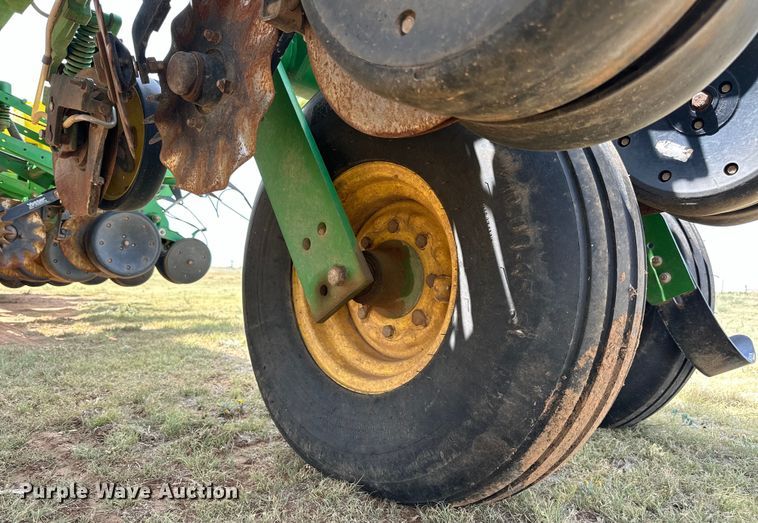 image for item DK6853 John Deere 1770NT planter