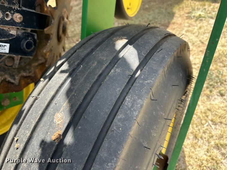 image for item DK6853 John Deere 1770NT planter