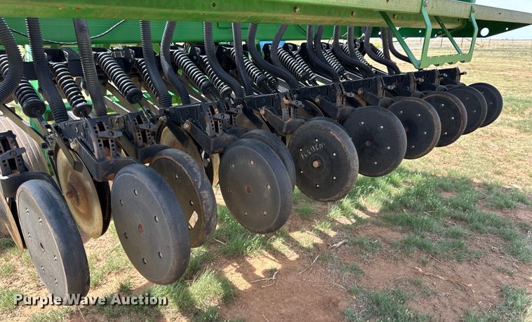 image for item DK6854 John Deere 455 grain drill