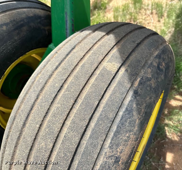 image for item DK6854 John Deere 455 grain drill