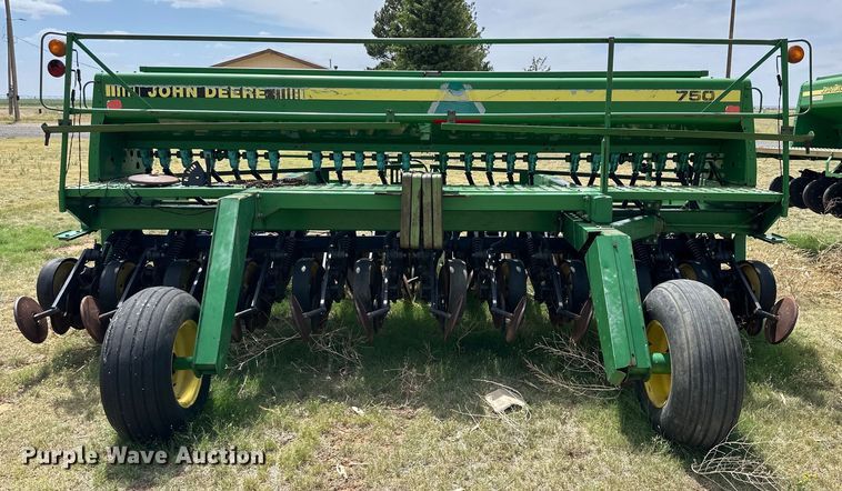 image for item DK6855 John Deere 750 grain drill