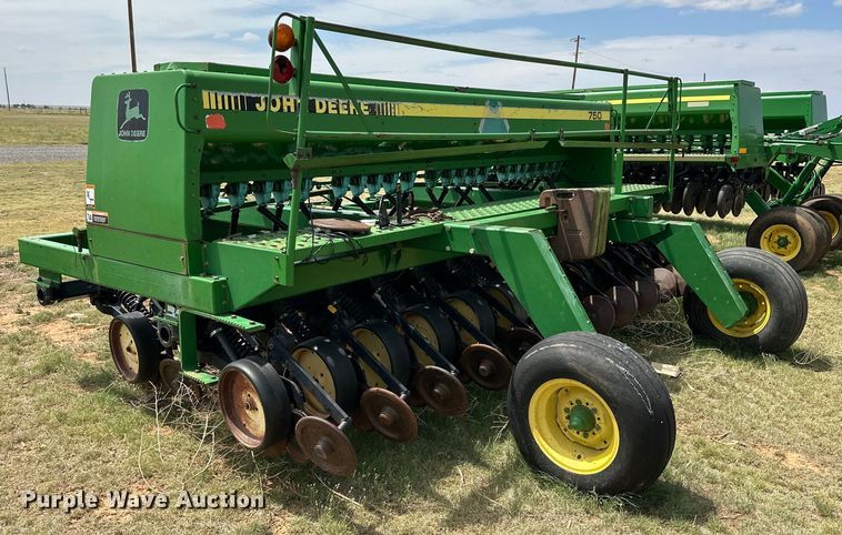 image for item DK6855 John Deere 750 grain drill