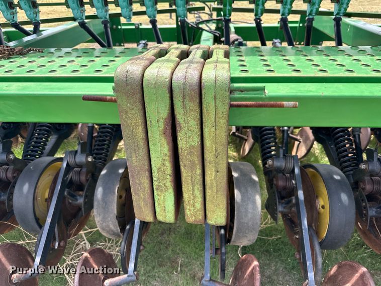 image for item DK6855 John Deere 750 grain drill