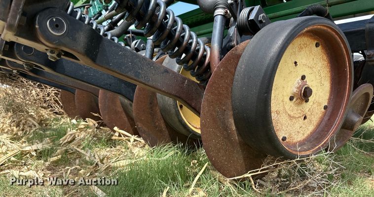 image for item DK6855 John Deere 750 grain drill