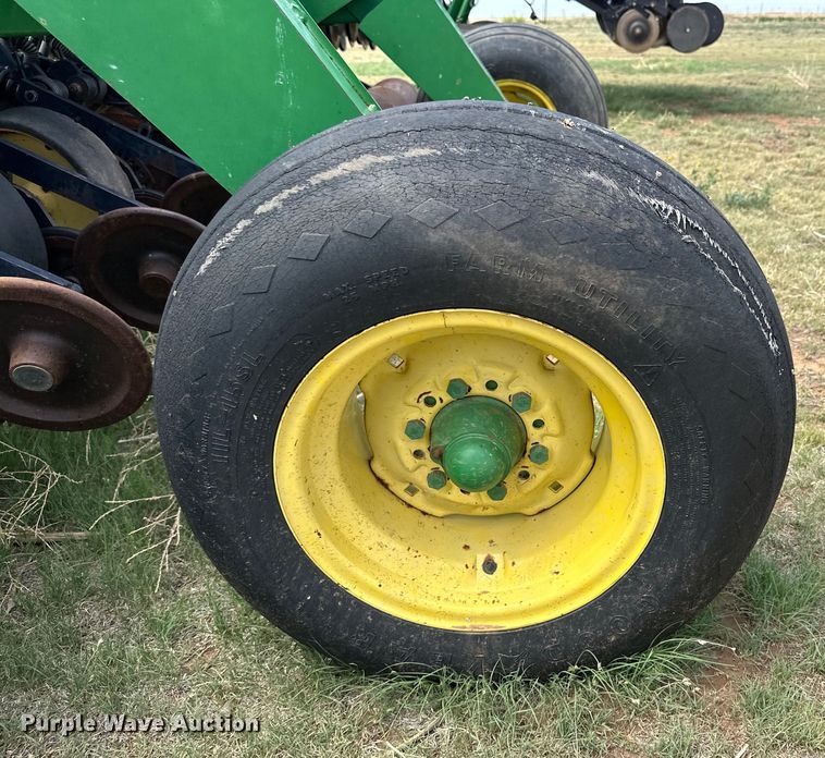 image for item DK6855 John Deere 750 grain drill