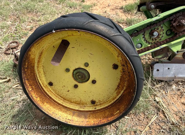 image for item DK6856 John Deere P5500 planter