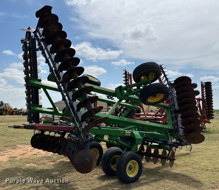 image for item DK6857 John Deere 630 double off-set disk