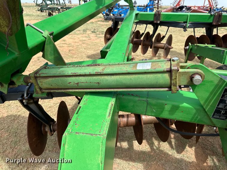 image for item DK6857 John Deere 630 double off-set disk