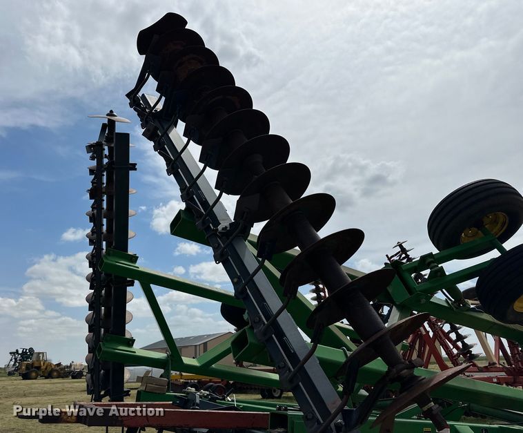 image for item DK6857 John Deere 630 double off-set disk