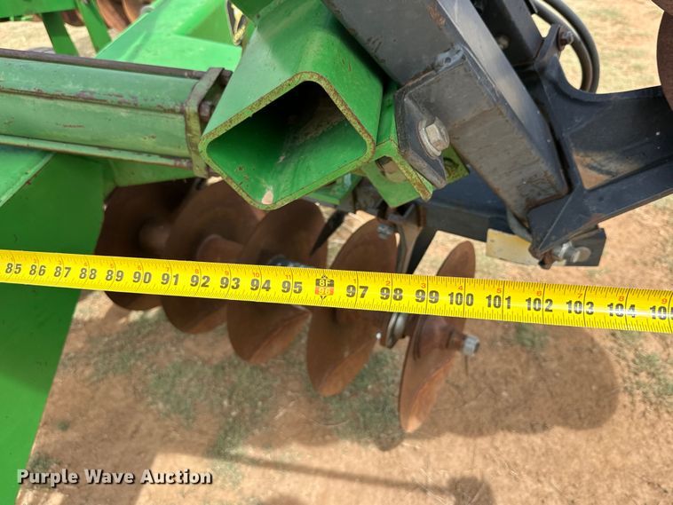 image for item DK6857 John Deere 630 double off-set disk