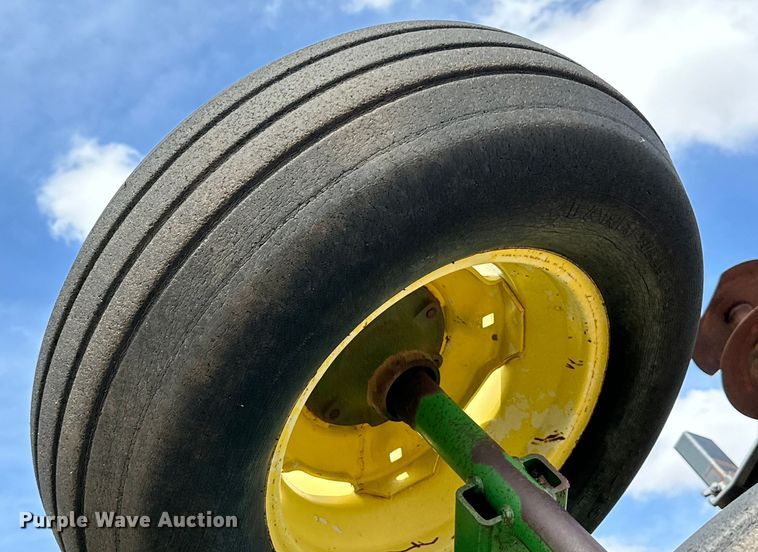 image for item DK6857 John Deere 630 double off-set disk