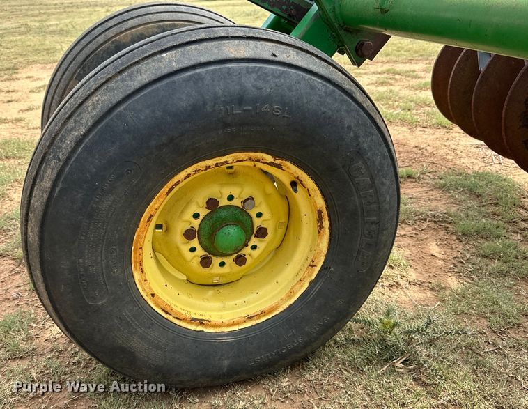 image for item DK6857 John Deere 630 double off-set disk