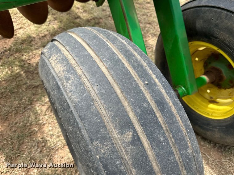 image for item DK6857 John Deere 630 double off-set disk