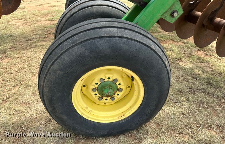 image for item DK6857 John Deere 630 double off-set disk