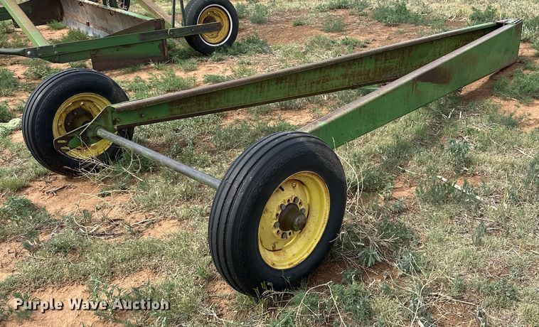 image for item DK6863 John Deere 940-02 land leveler