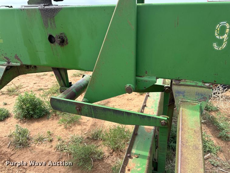 image for item DK6863 John Deere 940-02 land leveler