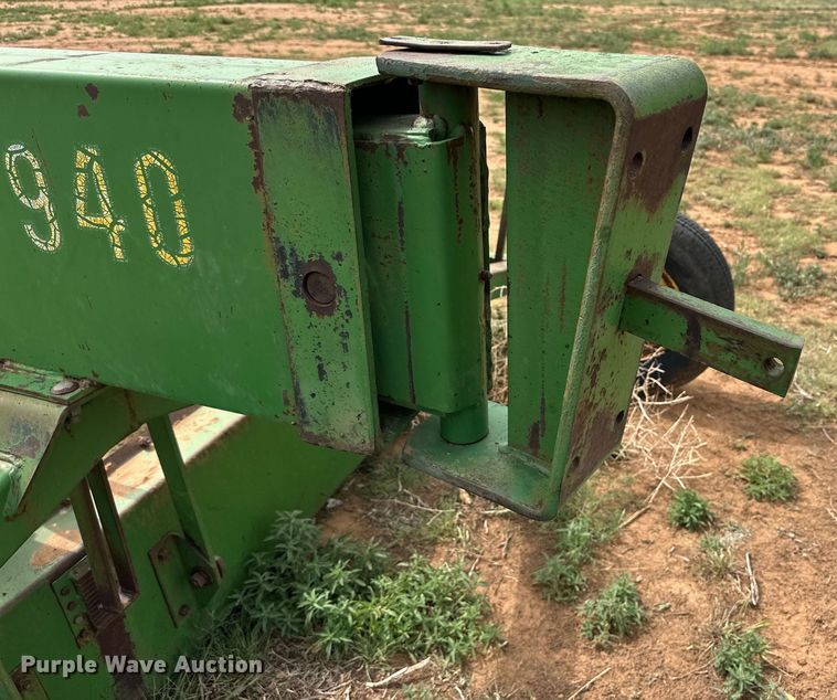 image for item DK6863 John Deere 940-02 land leveler
