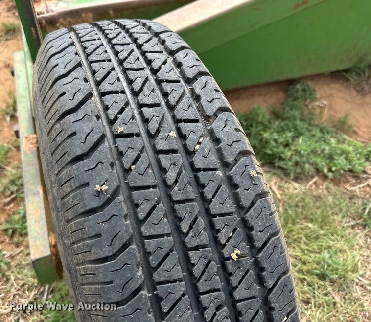 image for item DK6863 John Deere 940-02 land leveler