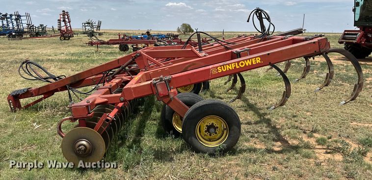 image for item DK6864 Sunflower 421116 mulch finisher