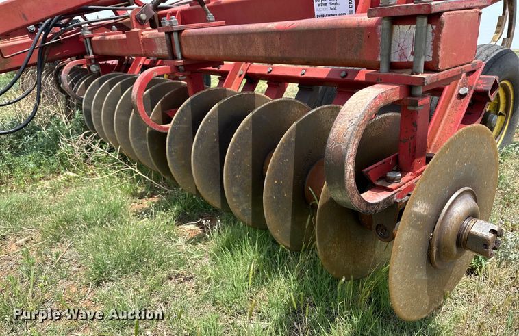 image for item DK6864 Sunflower 421116 mulch finisher