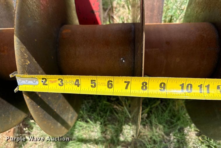 image for item DK6864 Sunflower 421116 mulch finisher