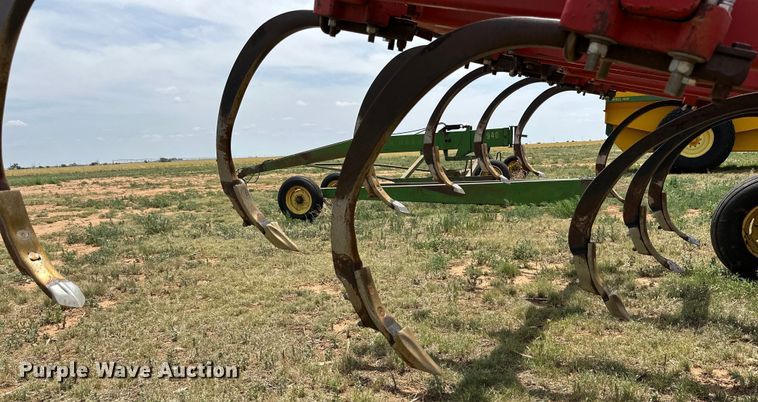 image for item DK6864 Sunflower 421116 mulch finisher