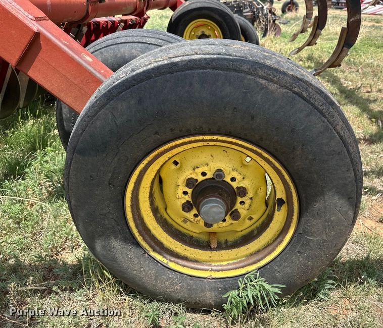 image for item DK6864 Sunflower 421116 mulch finisher