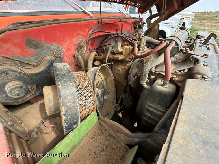 image for item DK6872 1975 GMC 6500 flatbed truck