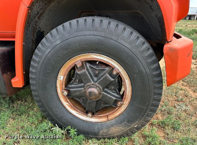 image for item DK6872 1975 GMC 6500 flatbed truck