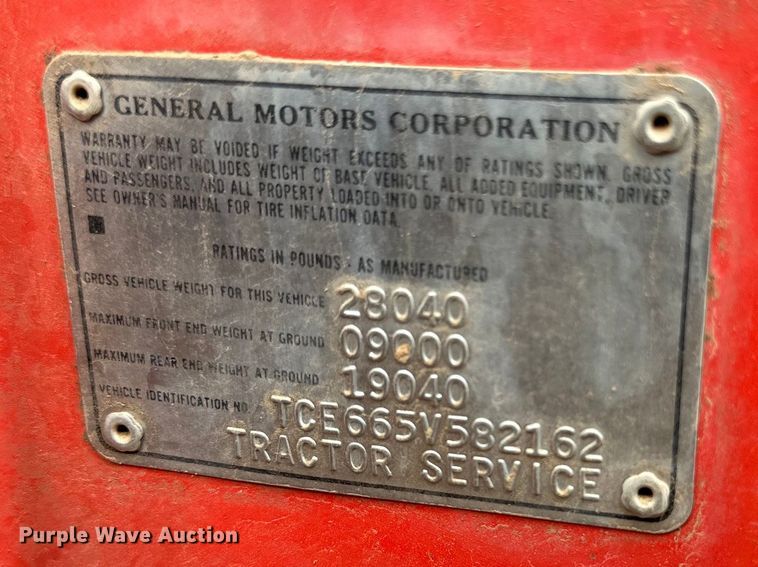 image for item DK6872 1975 GMC 6500 flatbed truck