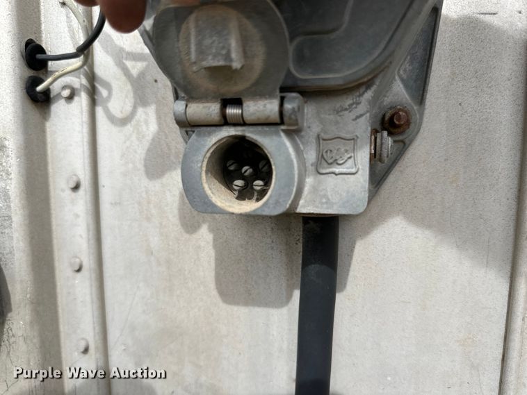 image for item DK6877 1977 Barrett livestock trailer