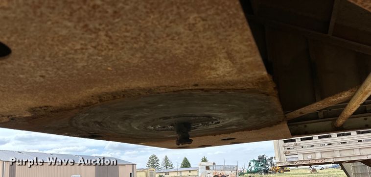 image for item DK6878 1979 Timpte Super Hopper grain trailer