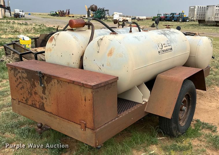 image for item DK6880 Shop built oil vacuum trailer